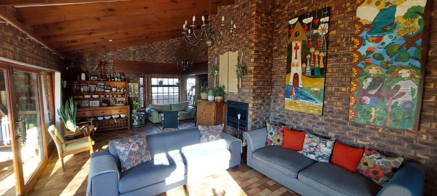 4 Bedroom Property for Sale in Noorsekloof Eastern Cape